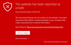 Ecran rouge d’avertissement affiche par Microsoft Defender dans un navigateur