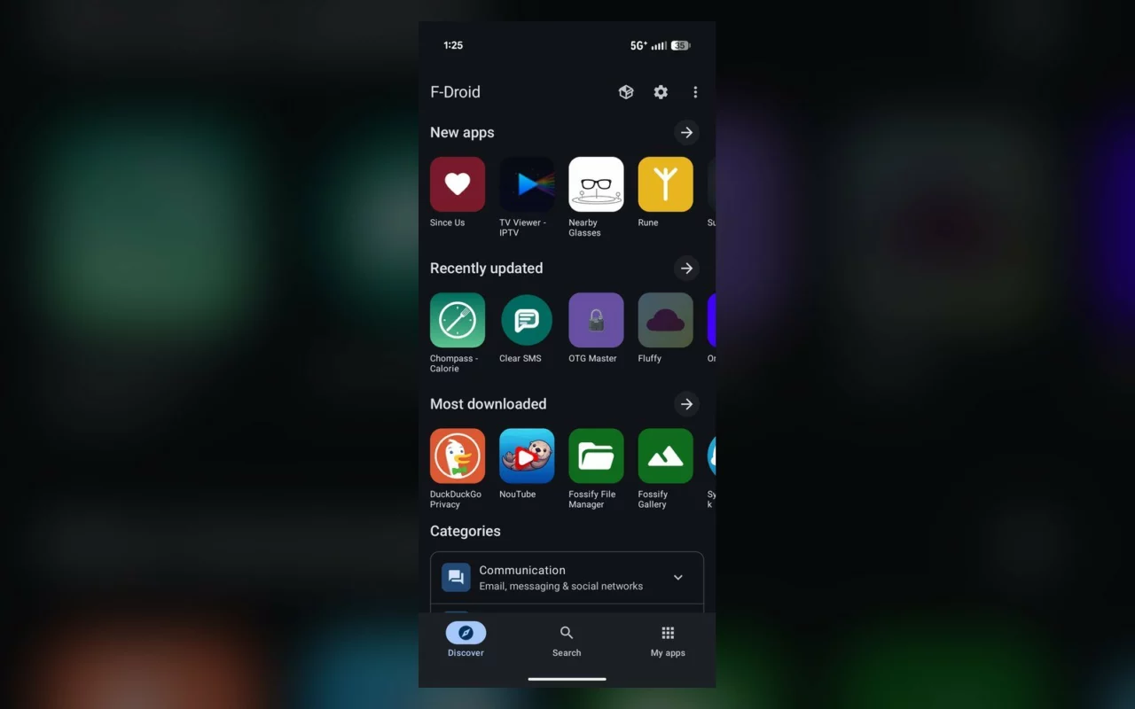 Écran d'accueil de F-Droid, boutique d'applications libres, sur un Google Pixel sous LineageOS