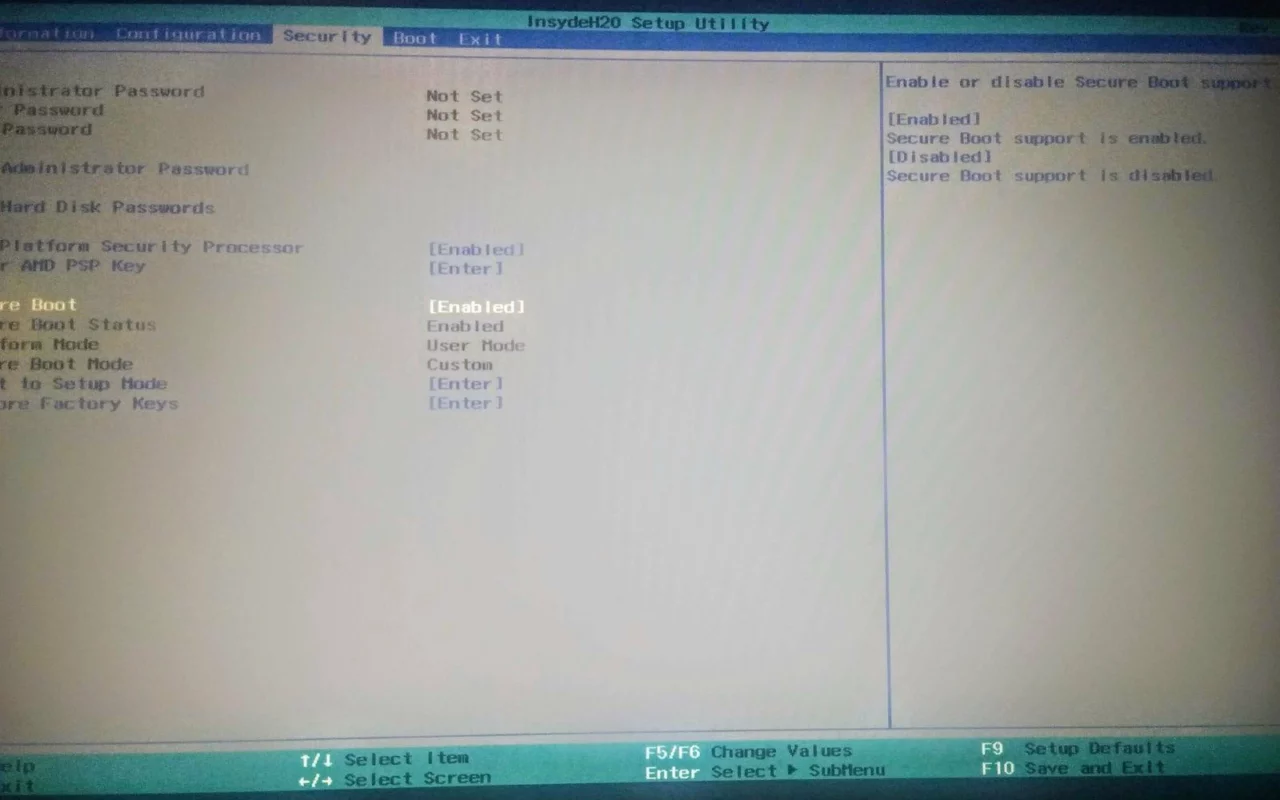 Écran de configuration d'un firmware UEFI InsydeH2O, onglet Security, avec les réglages de Secure Boot