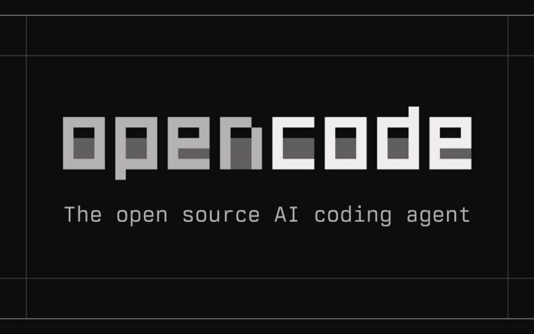 Logo d'OpenCode en lettres pixélisées blanches sur fond noir, avec la mention The open source AI coding agent